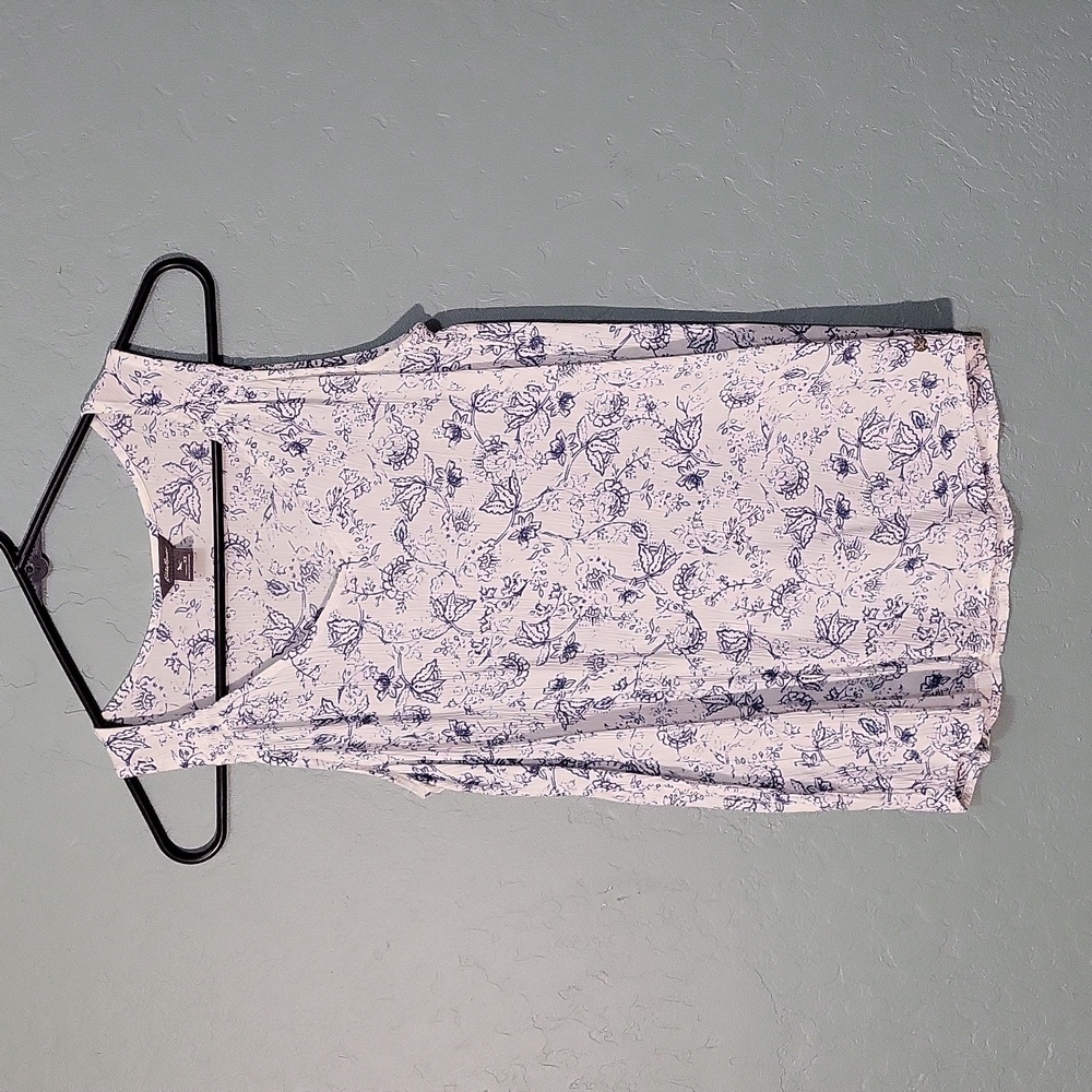 Eddie Bauer tank top